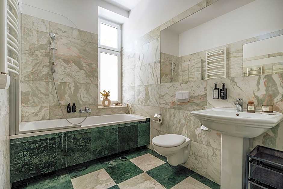 Grottger Luxury Boutique Hotel City