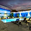 Renaissance Los Angeles Airport Hotel
