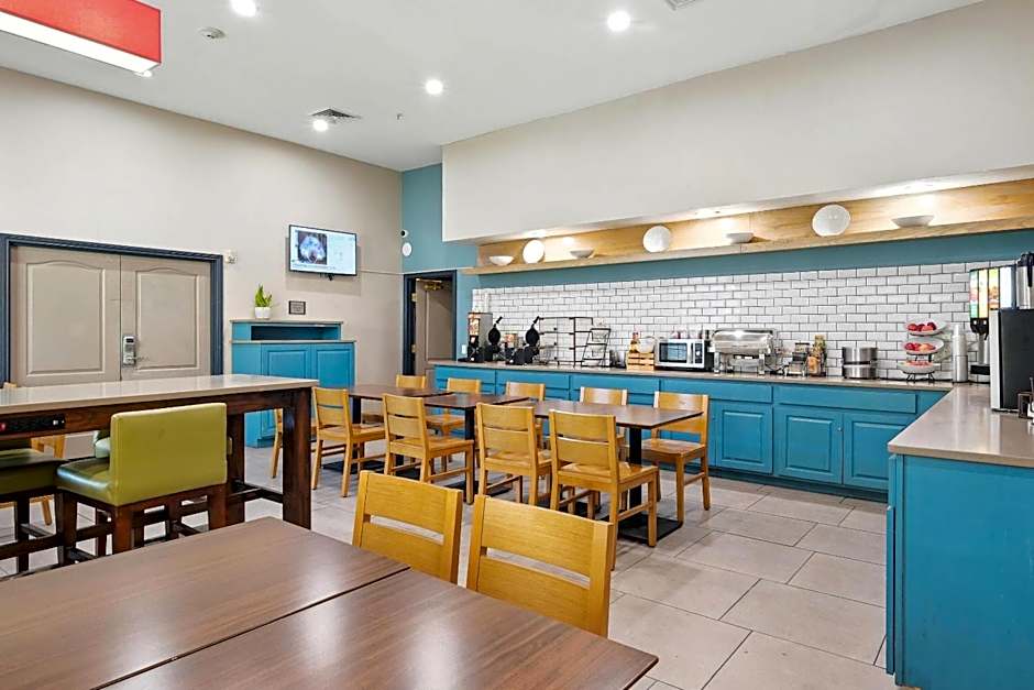 Country Inn & Suites by Radisson, Merrillville, IN