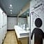 Black Swan Hostel