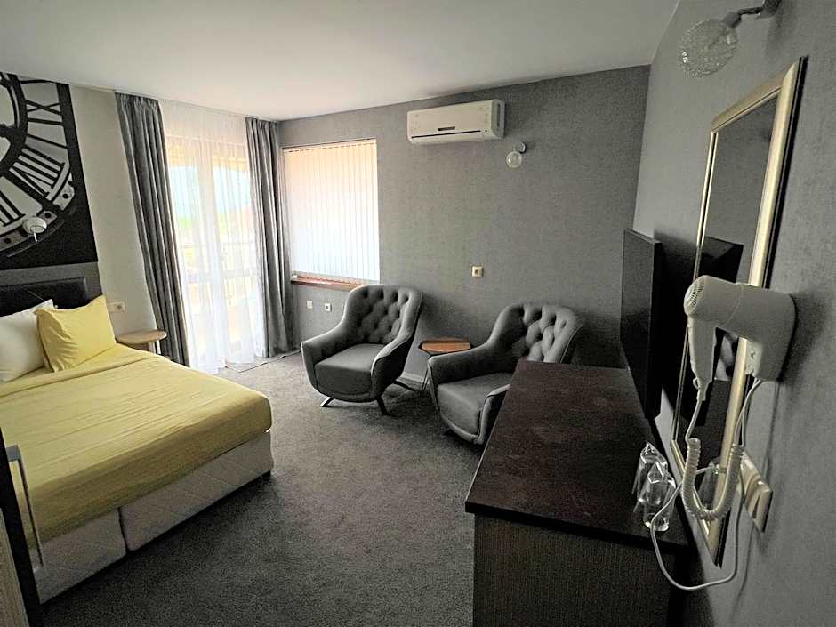 Hotel Lazur