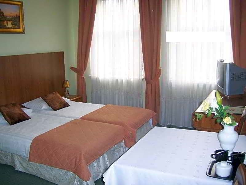 Hotel Astor