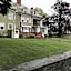 Edgewood Manor