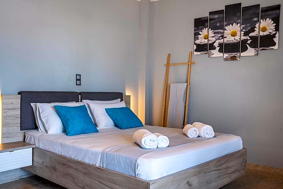 Helen's Studios & Apartments