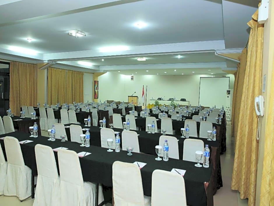 Rizen Premiere Hotel