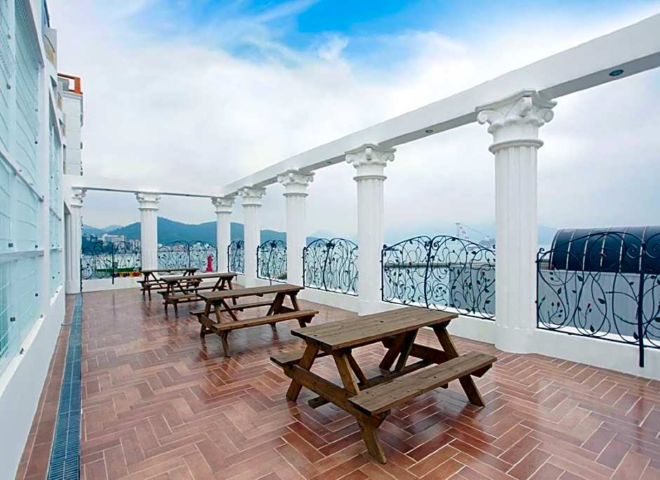 Tongyeong Bay Condo Hotel
