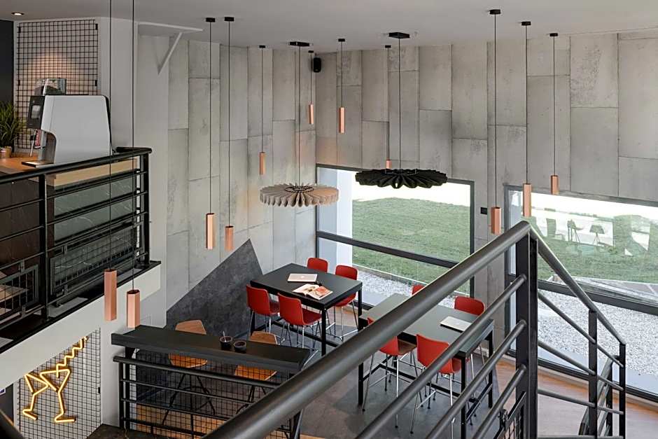 Ibis Annecy - Cran-Gevrier