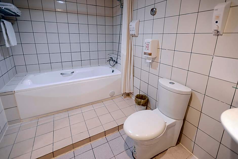 i-Deal Hotel
