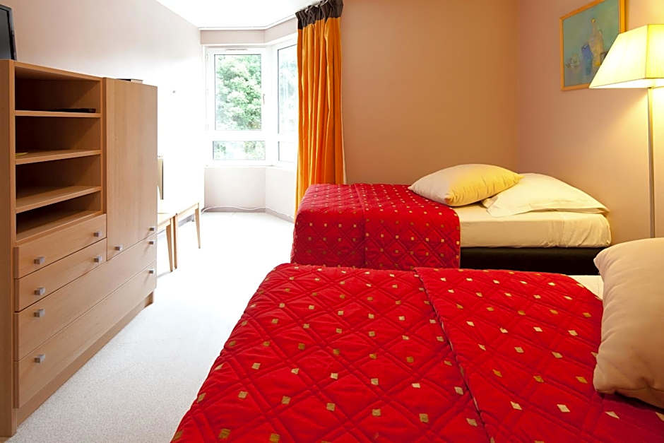 Villa Mariale by Popinns