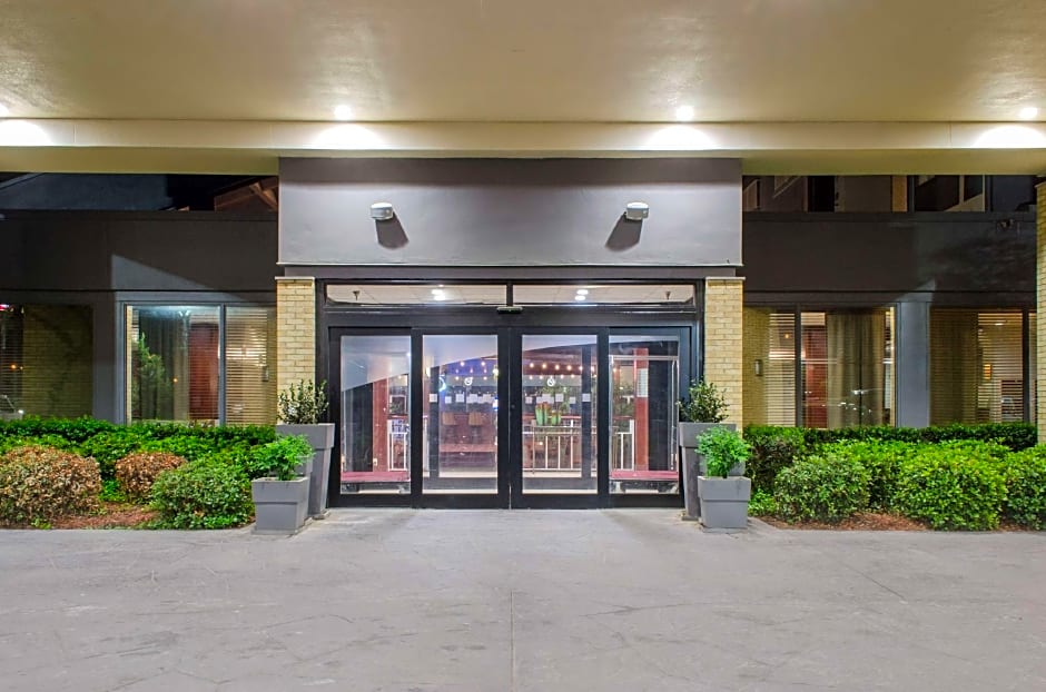 Ramada Shreveport – Shreveport, LA
