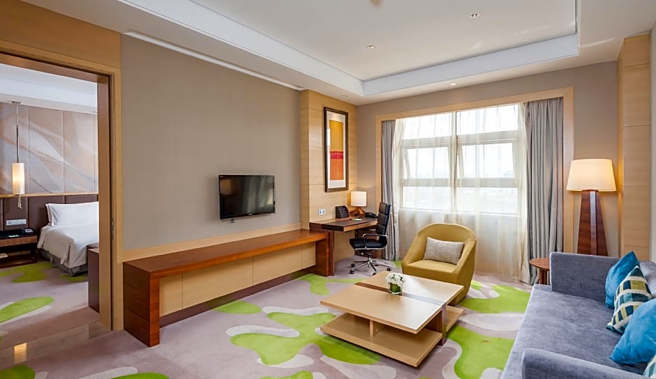 Holiday Inn Qingdao Expo