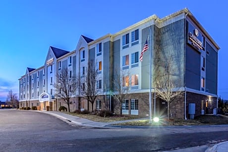 Candlewood Suites Lincoln, an IHG Hotel