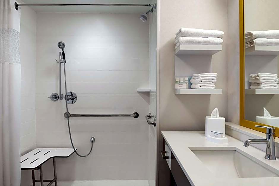 Hampton Inn By Hilton Champaign Southwest, IL