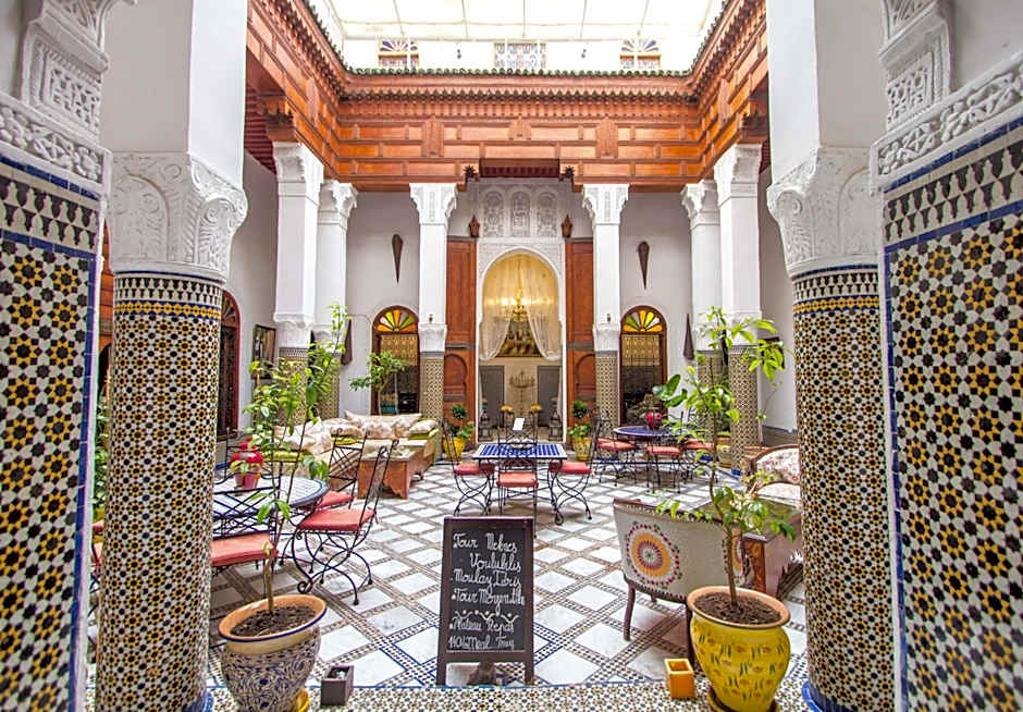 Riad Dar Skalli & SPA