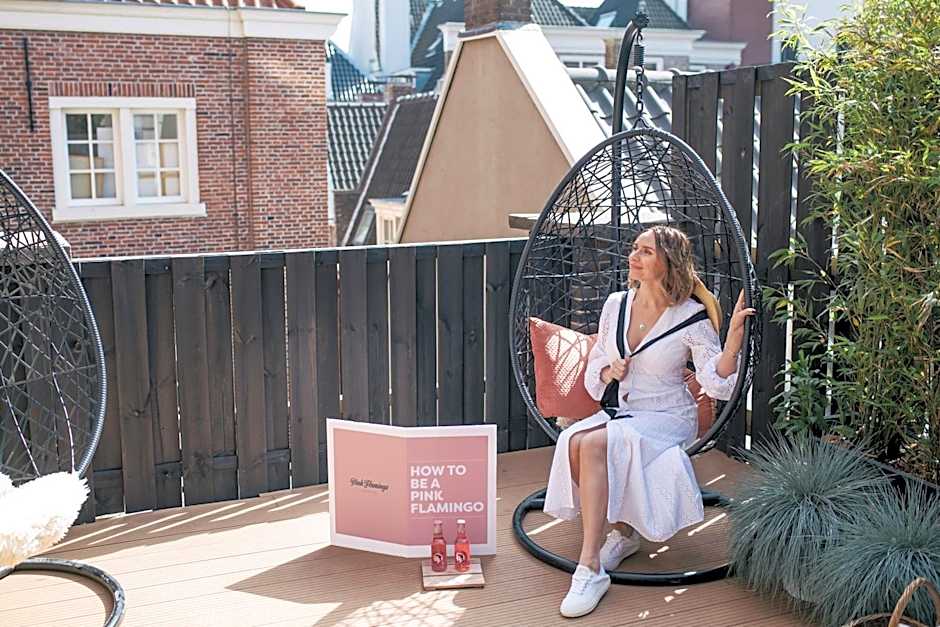 Pink Flamingo Boutique Hostel