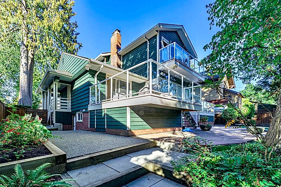 Three-Tree Villa-Central Location