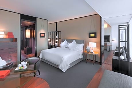 Deluxe Room King