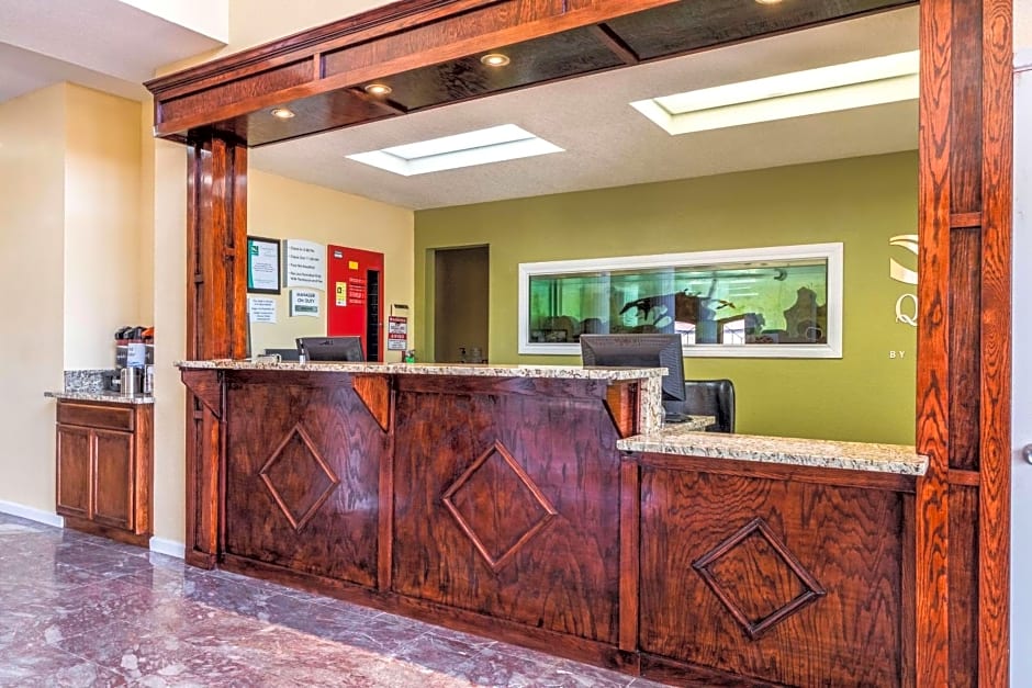 Quality Inn University Near Downtown