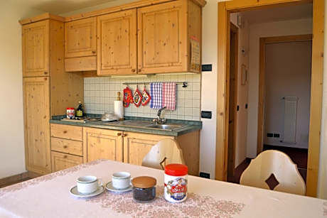 Two-Bedroom Apartment with Two Bathrooms