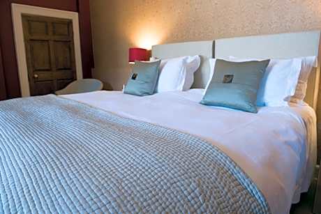 Large Double or Twin Room