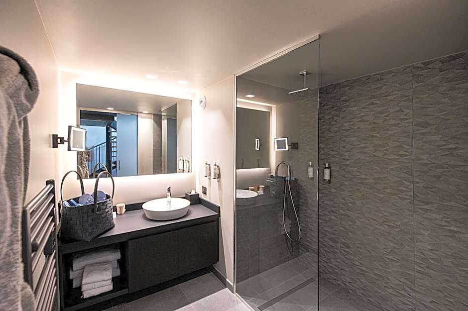 Best Western Premier Le Chapitre Hotel & Spa