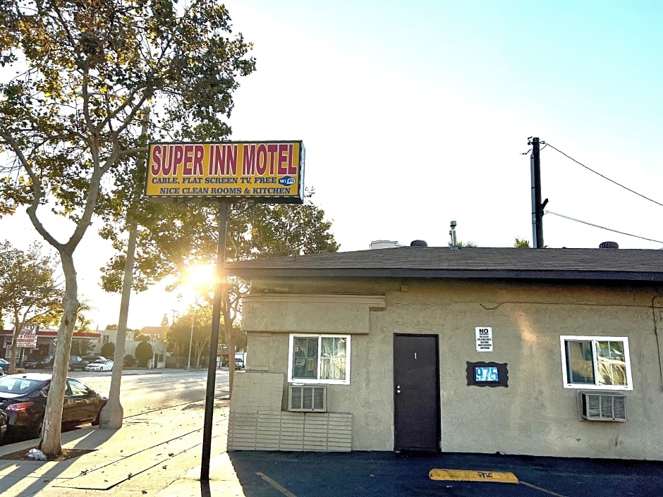 Super Inn