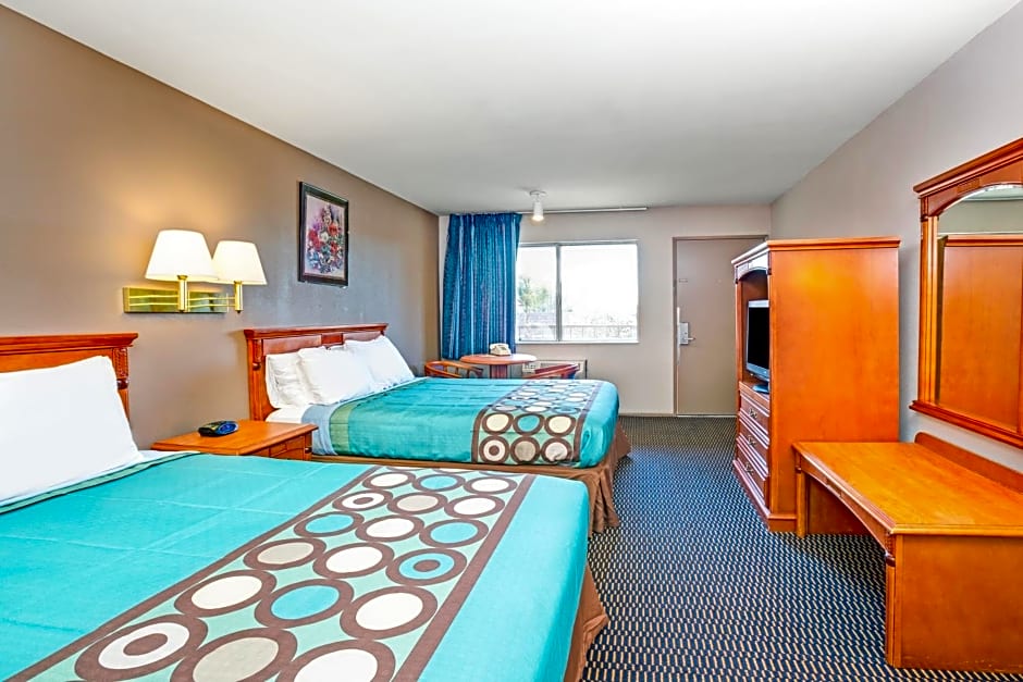 Super 8 by Wyndham Upland Ontario CA