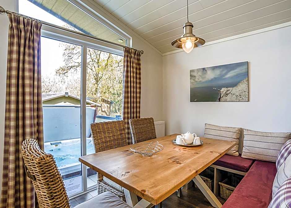 Woodside Coastal Retreat