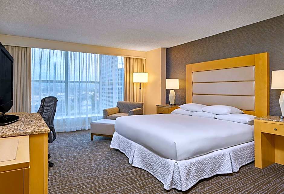Hilton Los Angeles North/Glendale & Executive Meeting Center