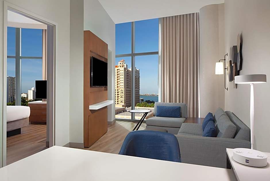 Embassy Suites By Hilton Sarasota