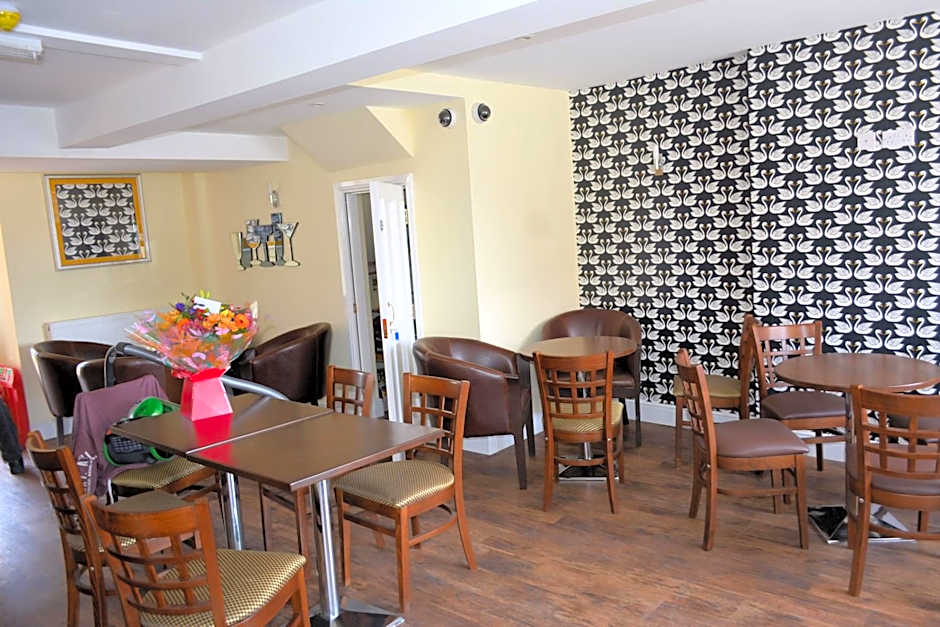 The Swan @Old Stratford