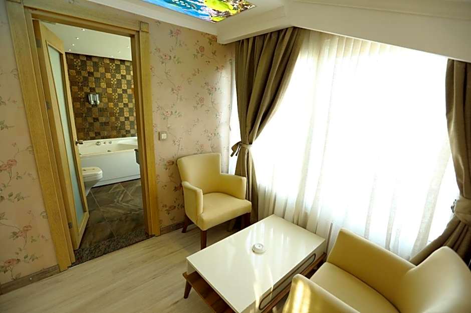 Unluselek Hotel