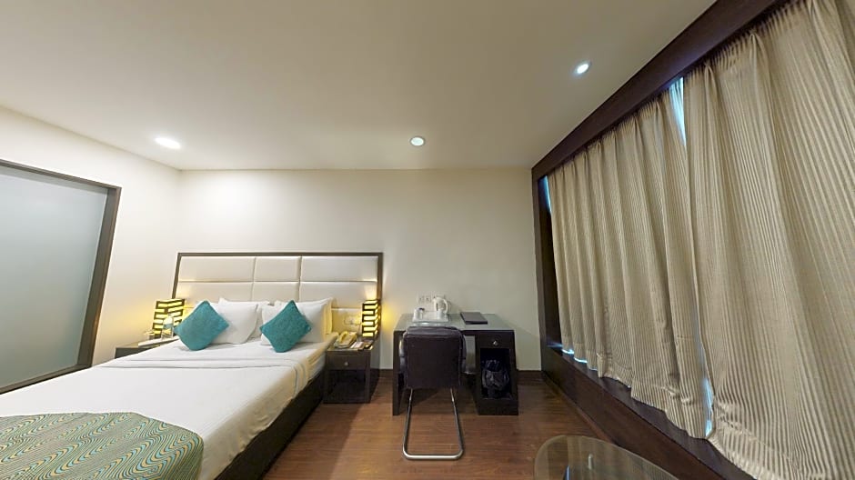 Hotel DS Clarks Inn Gurgaon