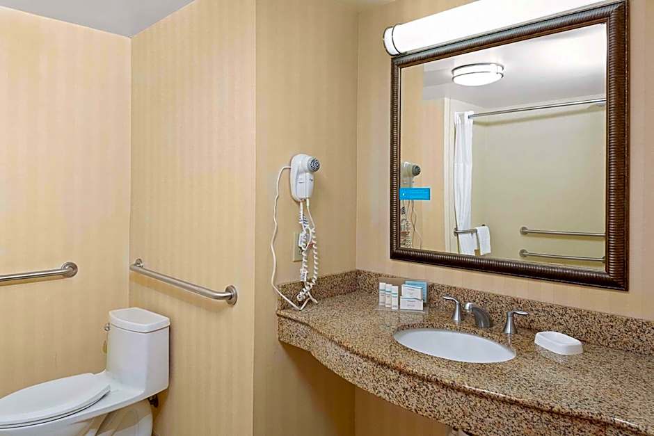 Hampton Inn By Hilton Atlanta-Fairburn, Ga