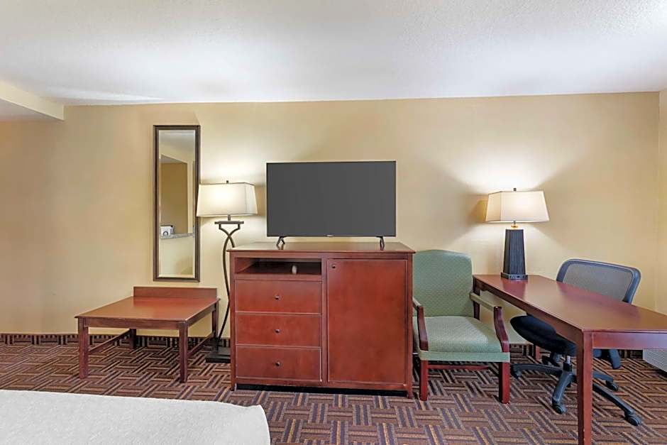Best Western Plus Redondo Beach Inn