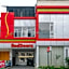 RedDoorz near Alun Alun Wonosobo
