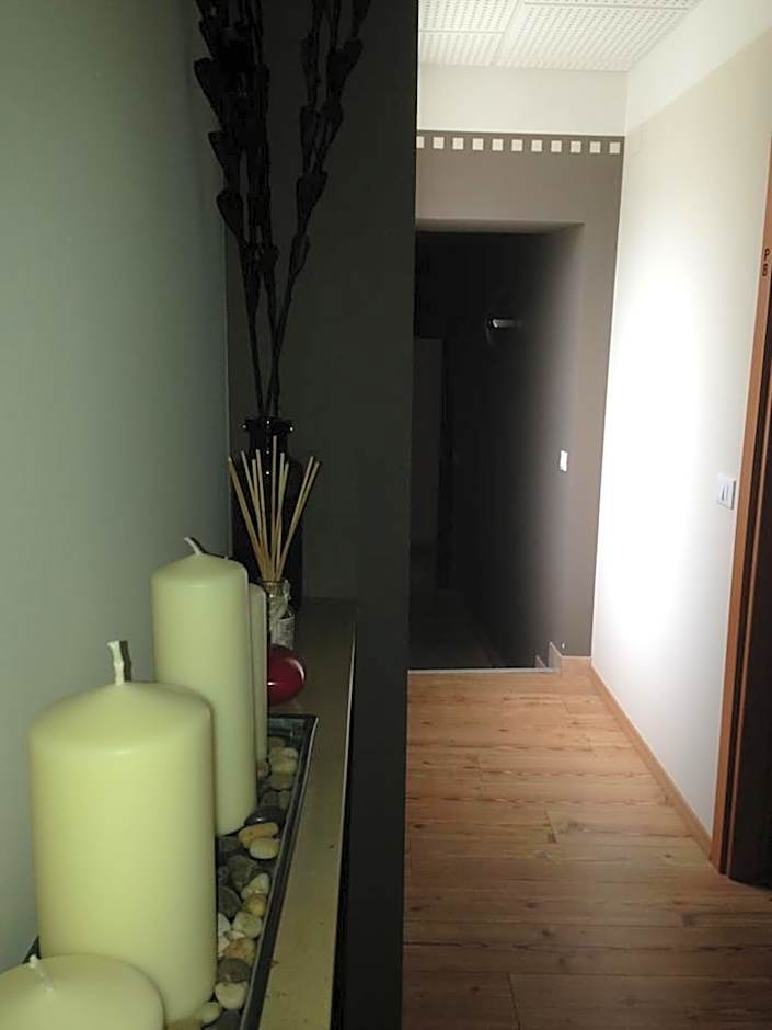 Zdjęcie 1 z 4 — 2 Beds