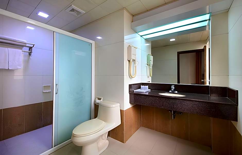 Xinhua Hotel