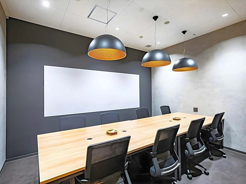 Eight Poinmt Inn Kanazawa by Relief – Kanazawa, CA