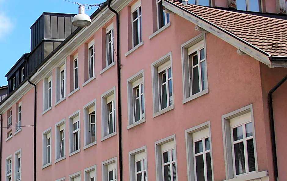 Stay2Night City Center Hostel