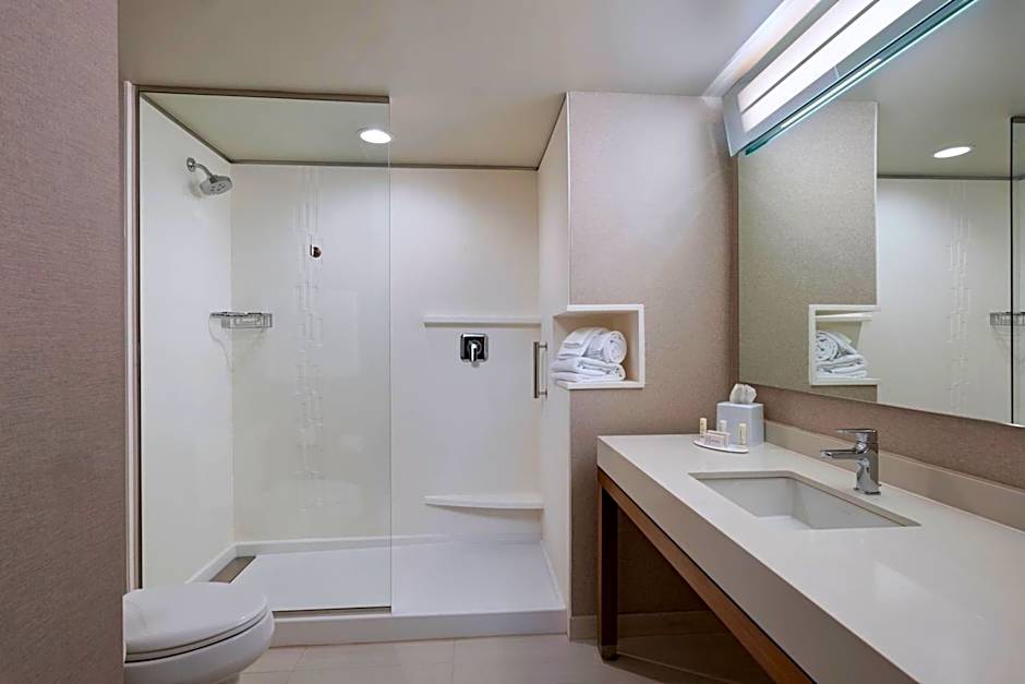 Courtyard by Marriott Jackson Madison