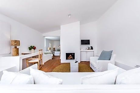 Master Suite with Solarium 