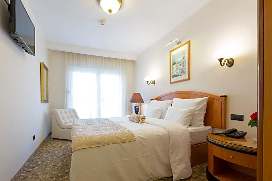 Hotel Sterling Garni