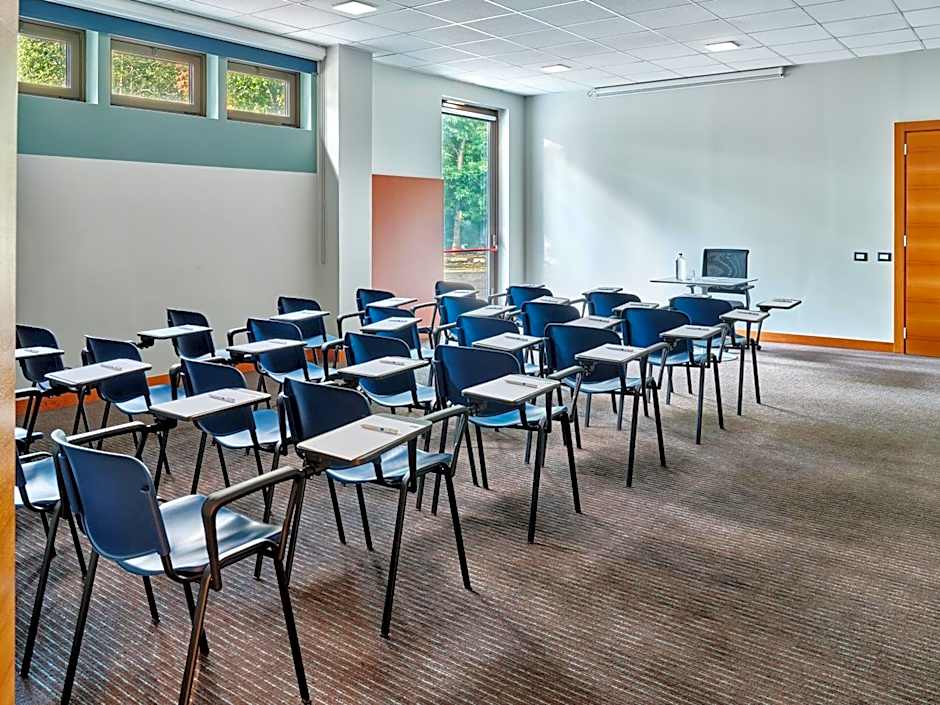 Holiday Inn Express Milan-Malpensa Airport By IHG
