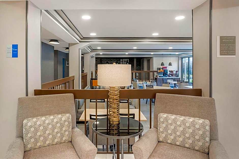 Best Western Plus Heritage Rail Inn & Suites