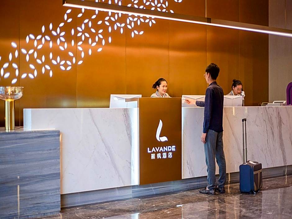 Lavande Hotel Kunming  West Mountain Wanda Plaza