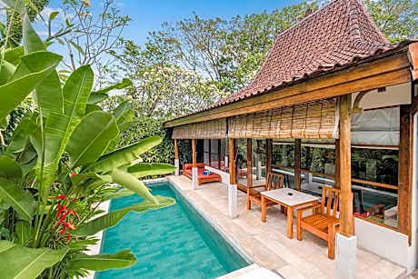Alam Bidadari Seminyak Villas