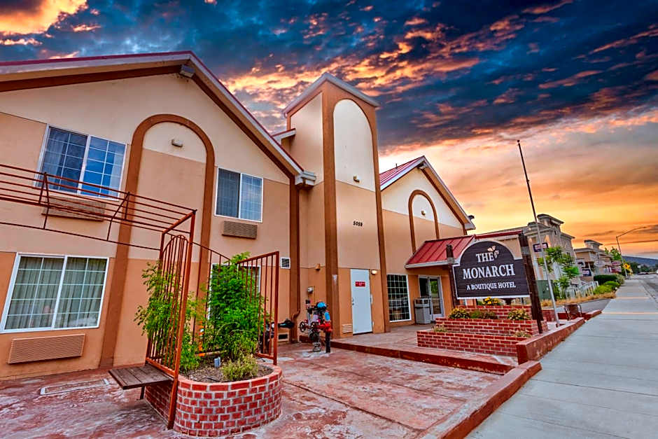 The Monarch Inn in Mariposa