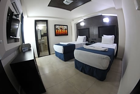 Hotel Portonovo Plaza Malecón