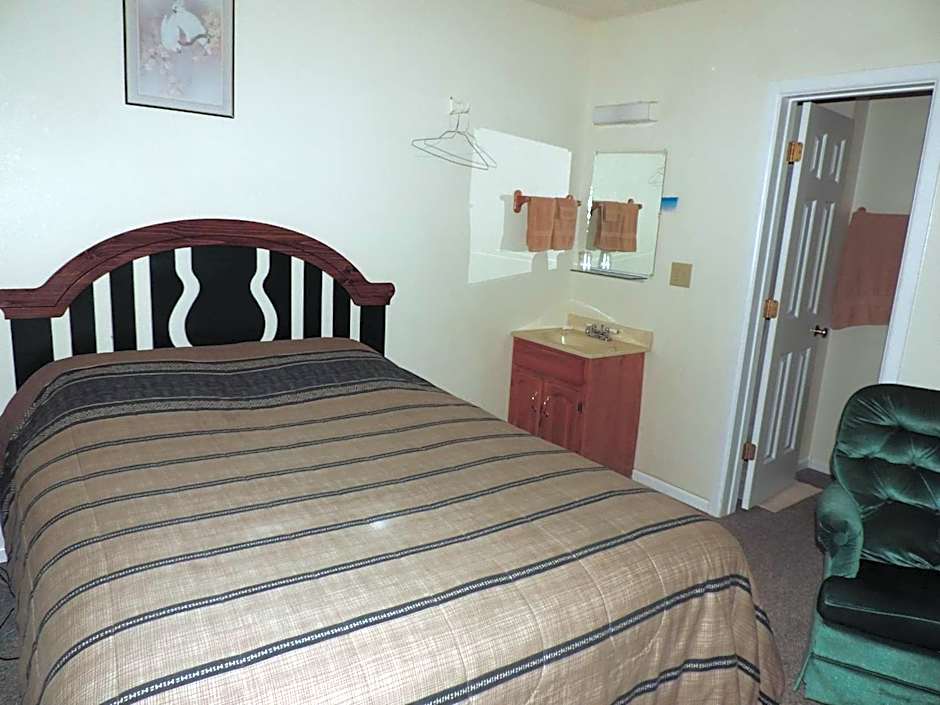 Hunters Lodge Motel